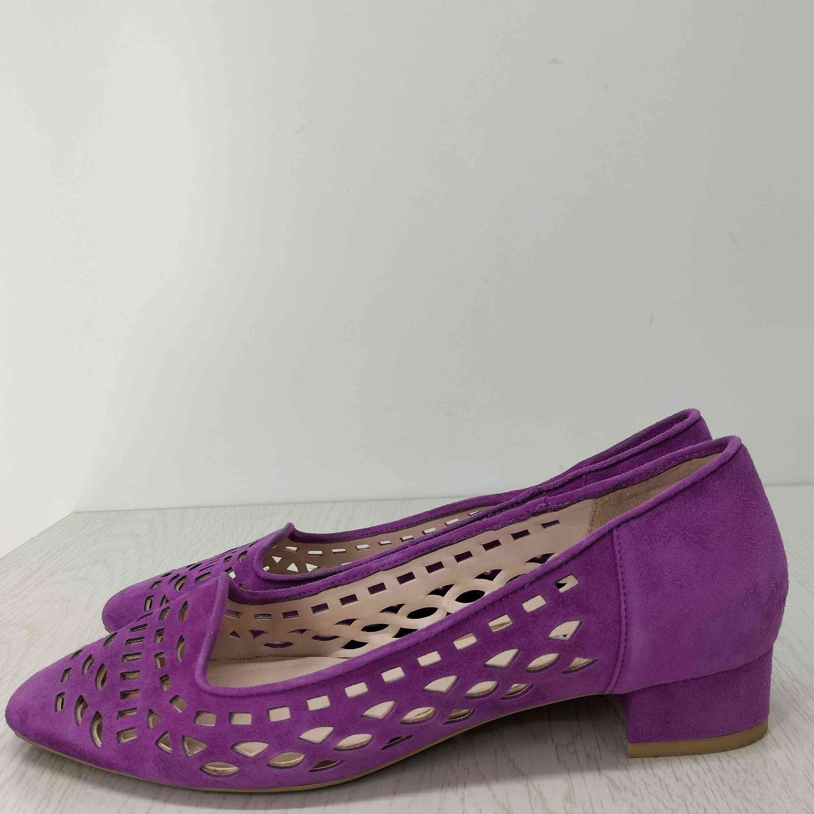 オデットエオディール（Odette e Odile）/ＯＦＣ　スクエアパンチング　パンプス３０↓↑ オデットエオディール Odette e Odile OFC SQEパンチング PS30