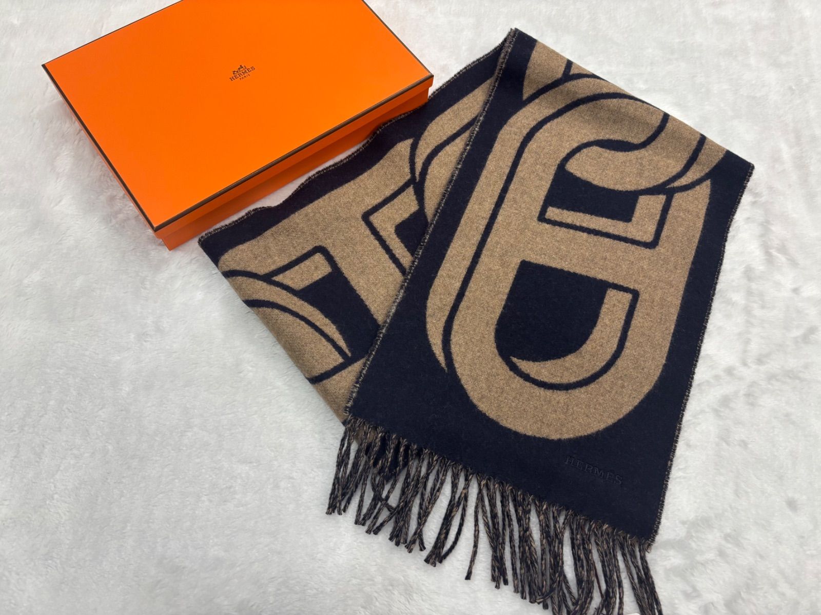 エルメスのカシミヤ マフラー