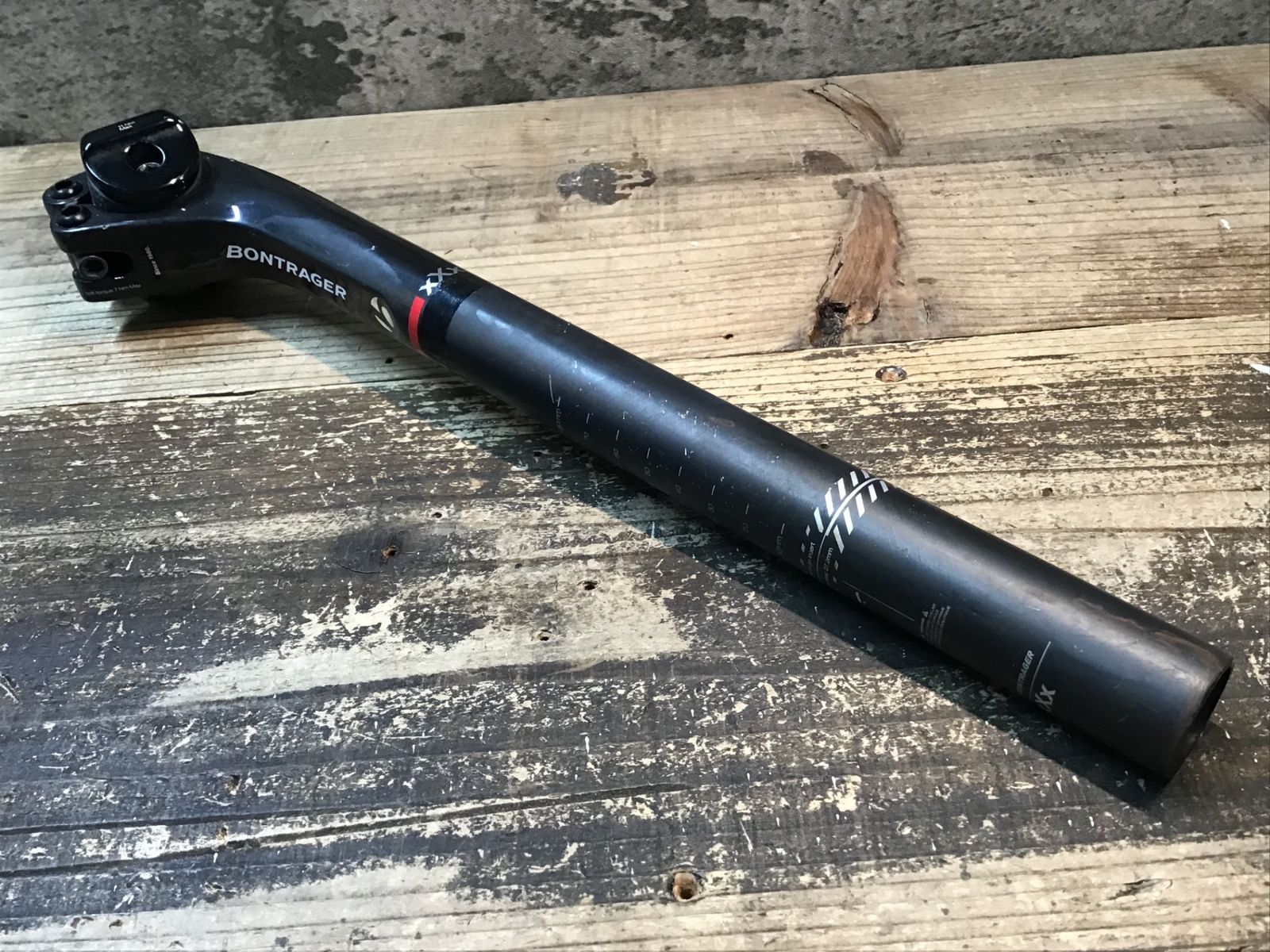 IO249 ボントレガー BONTRAGER XXX カーボン シートポスト Φ27.2 330mm SB20mm