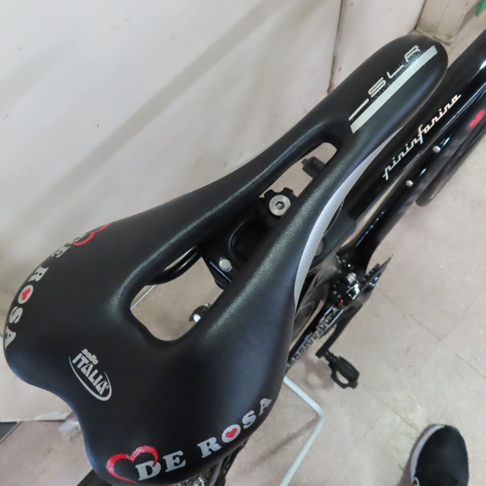 カーボン 105