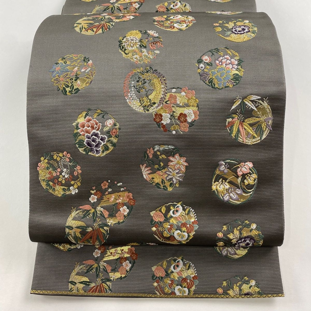 袋帯 秀品 花丸文 梅 箔 金糸 灰緑 六通 正絹 【中古】 - メルカリ