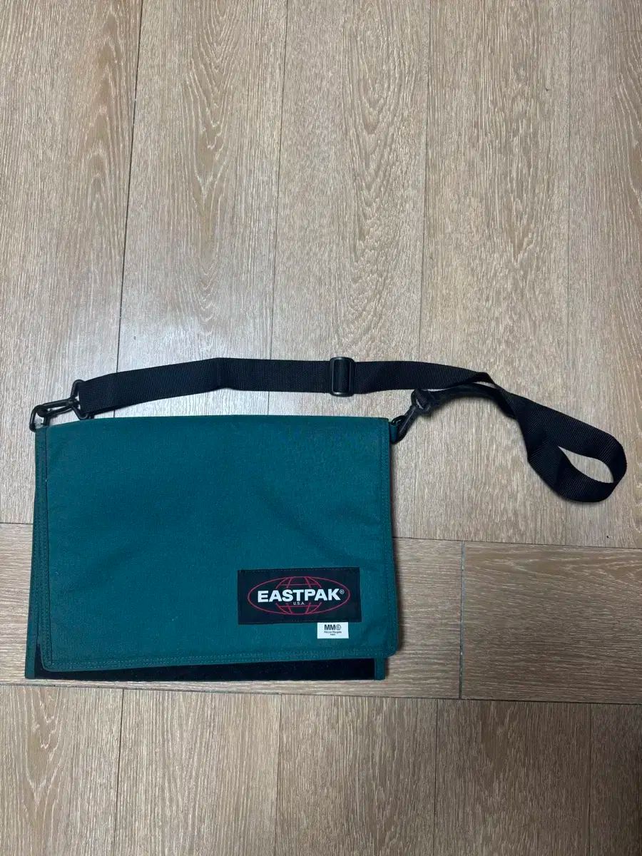 EASTPAK イーストパック mm6 コラボ クロスバッグ