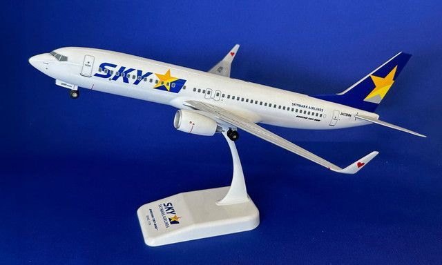 クロスウイング 1/130 B737-800 スカイマーク 新品 クロスウイング 1/130 スカイマーク B737-800W 完成品 1/130