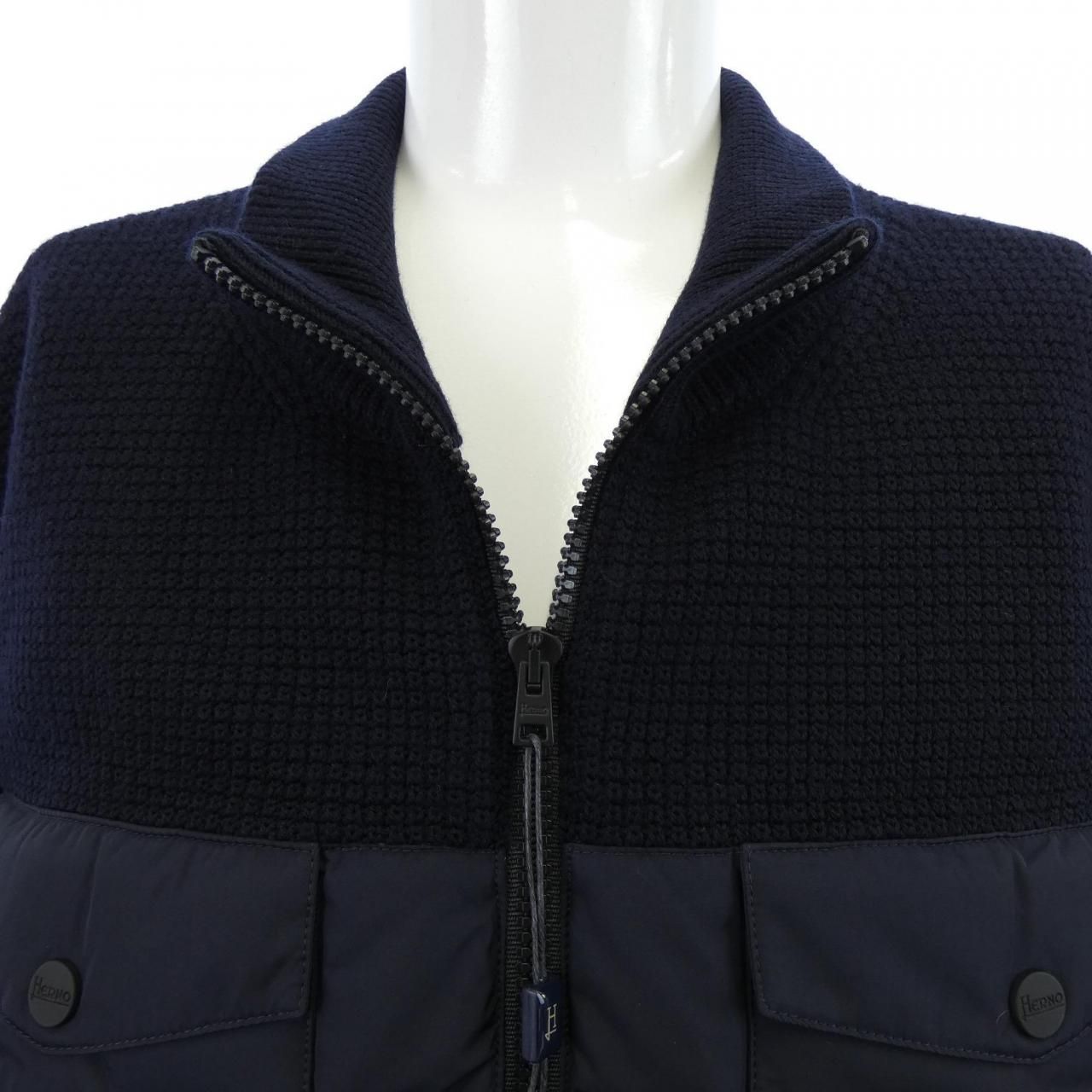 ダウンジャケット