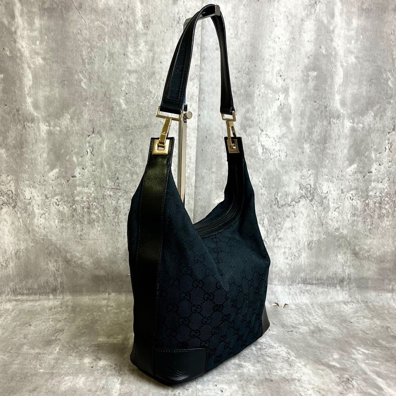 ✨良品✨ GUCCI グッチ ワンショルダーバッグ トートバッグ GG柄 ロゴ  