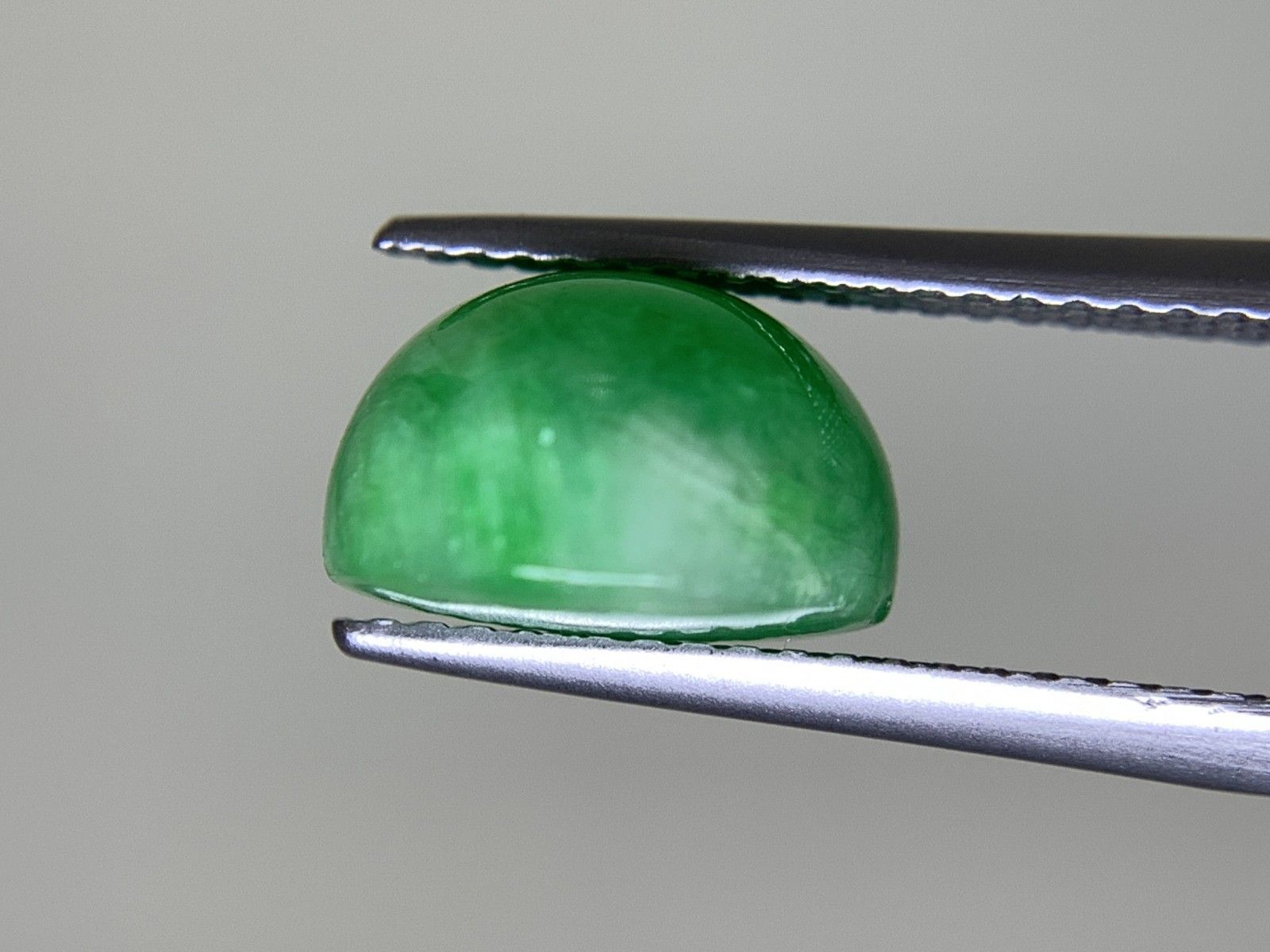 ヒスイ 翡翠 天然 6.227ct 宝石ソーティング付き 10.0㎜×10.0