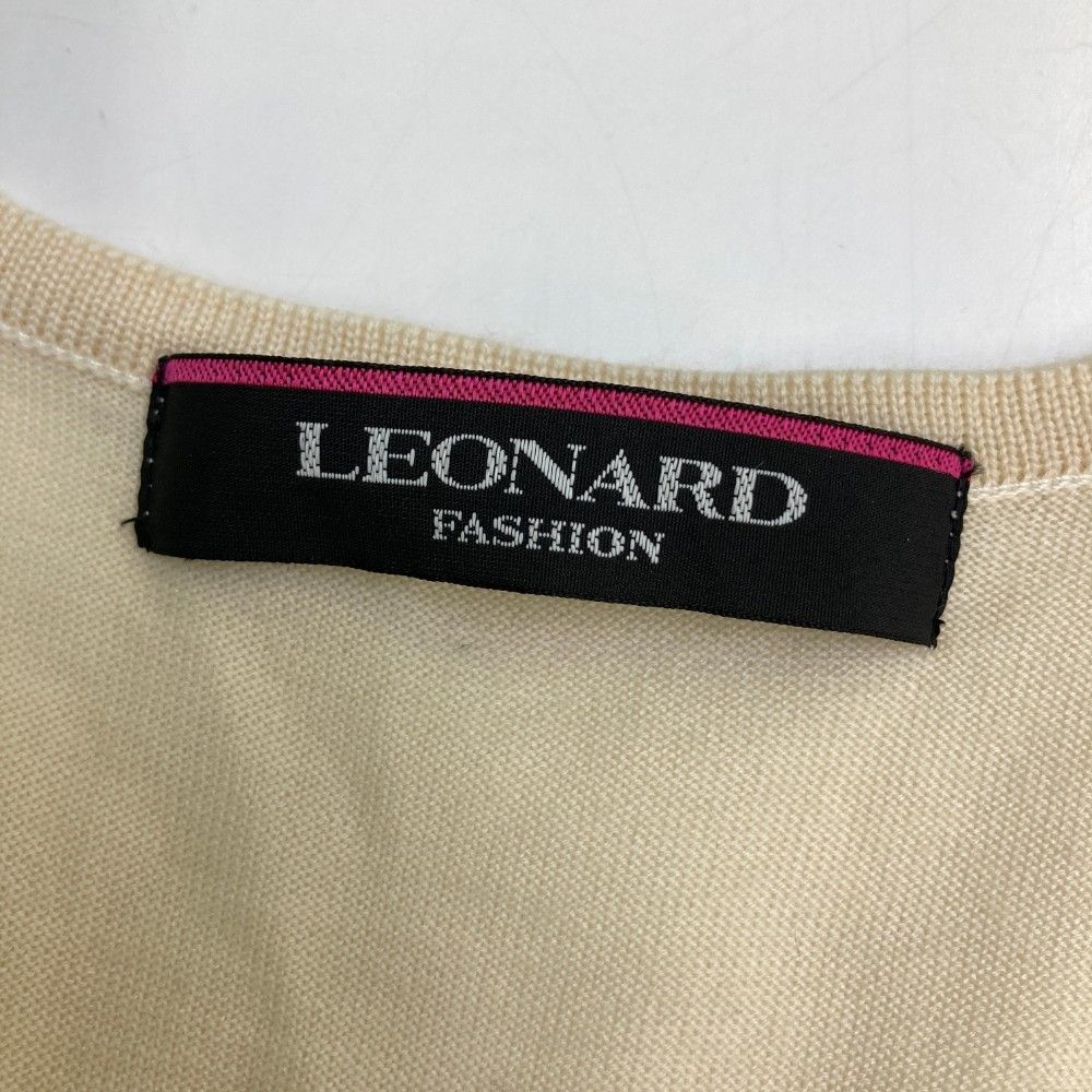 LEONARD レオナール  ニットベスト  ホワイト系 38 レディース LEONARD レオナール ニットベスト ホワイト系 38 [240101415674
