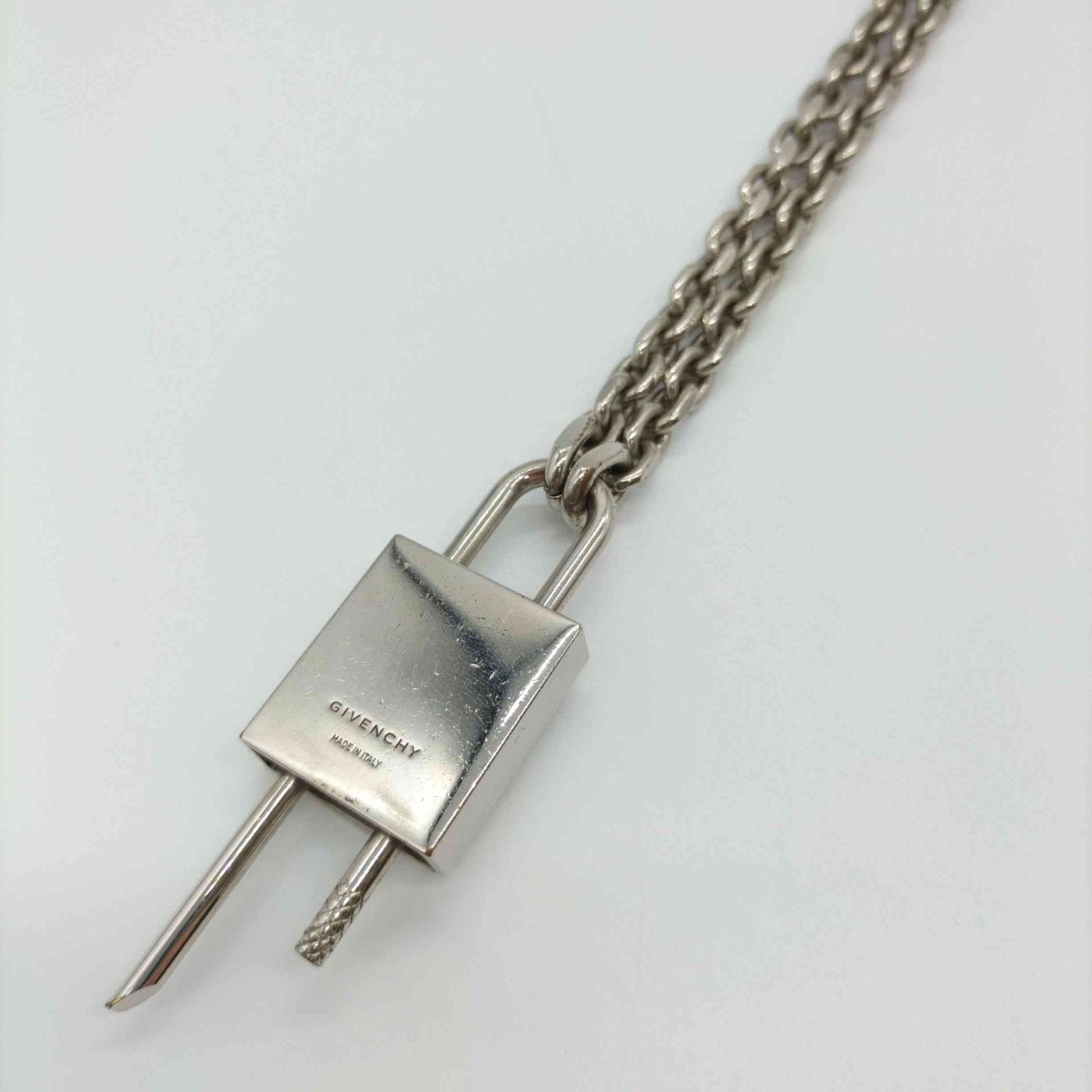 【高級・希少】ジバンシィ　メンズ　パドロック　ネックレス　ペンダント　４G 楽天市場】GIVENCHY ジバンシィ ネックレス LOCK ロック