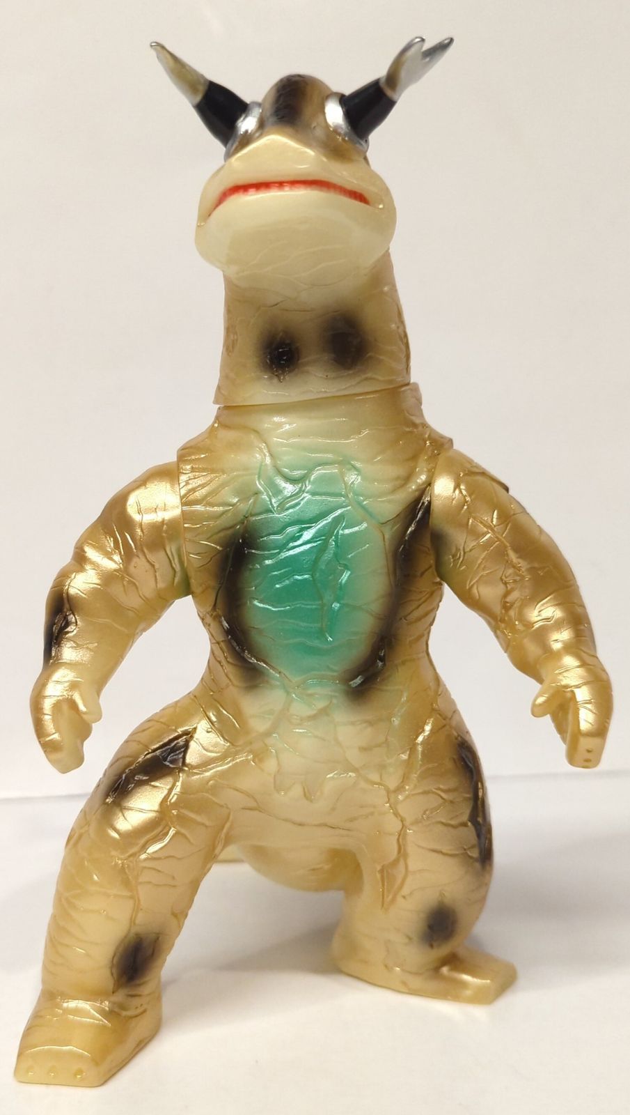 ブルマァクの怪獣シリーズ★ エレキング（蓄光版ゴールド）ウルトラセブンに登場 1月30日(火)12時より受注受付開始】【ブルマァク】エレキング