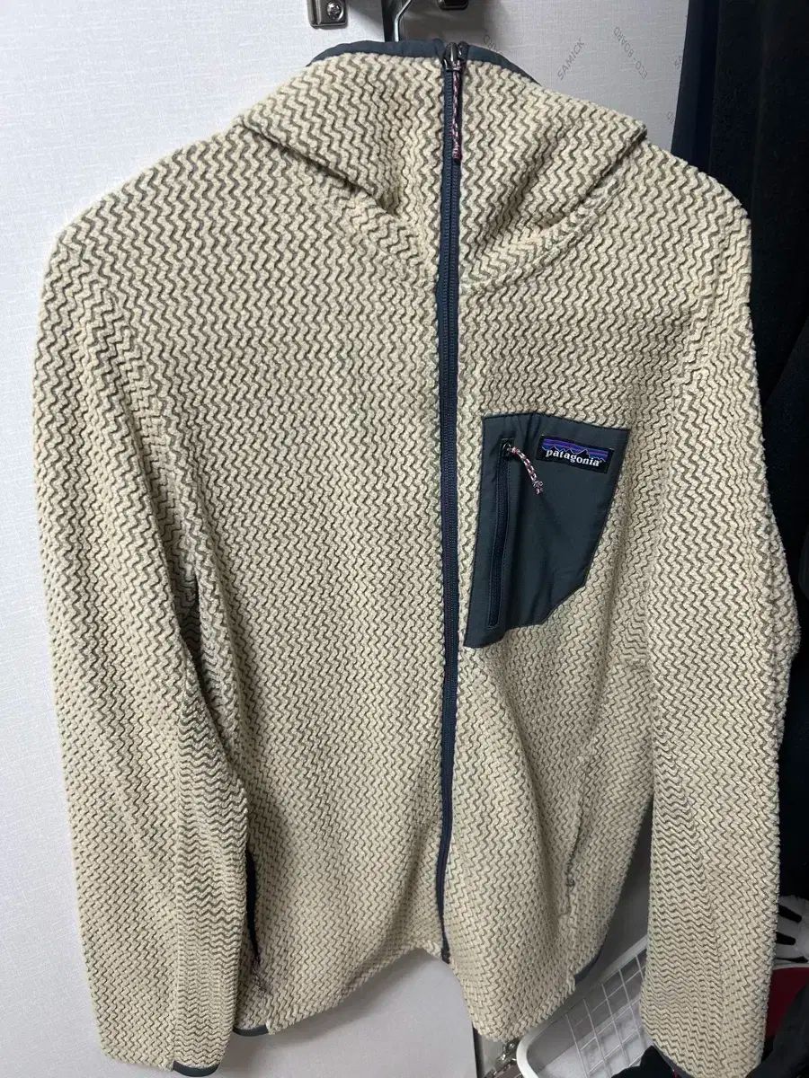 パタゴニア R1 エア ジップアップ フーディ M メンズ