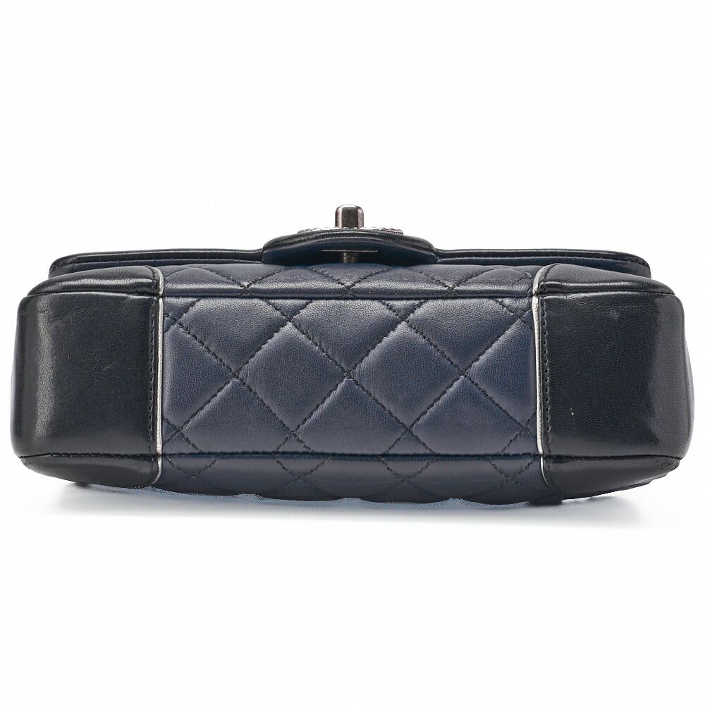 CHANEL シャネル チェーンショルダーバッグ ミニマトラッセ