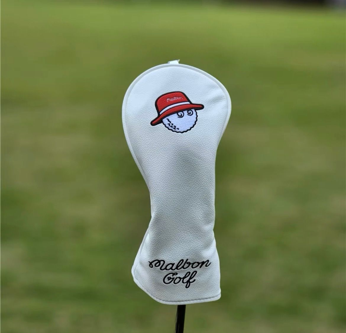 【大人気値下げ4点セット】Malbon Golfマルボンカバークリーミーホワイト 大人気値下げ新品4点セット】Malbon Golfマルボンゴルフクラブ