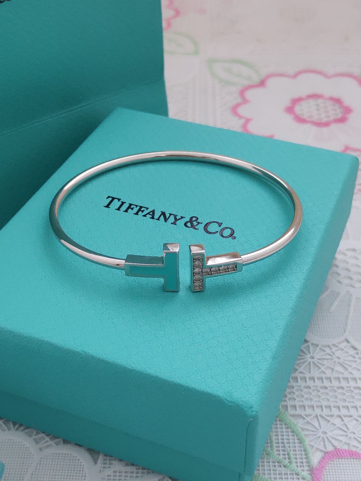 極美品！ティファニー/Tiffany&Coブレスレット大人気T ナロータイプ ワイヤーブレスレットシルバーバングルレディース☆  新品未使用