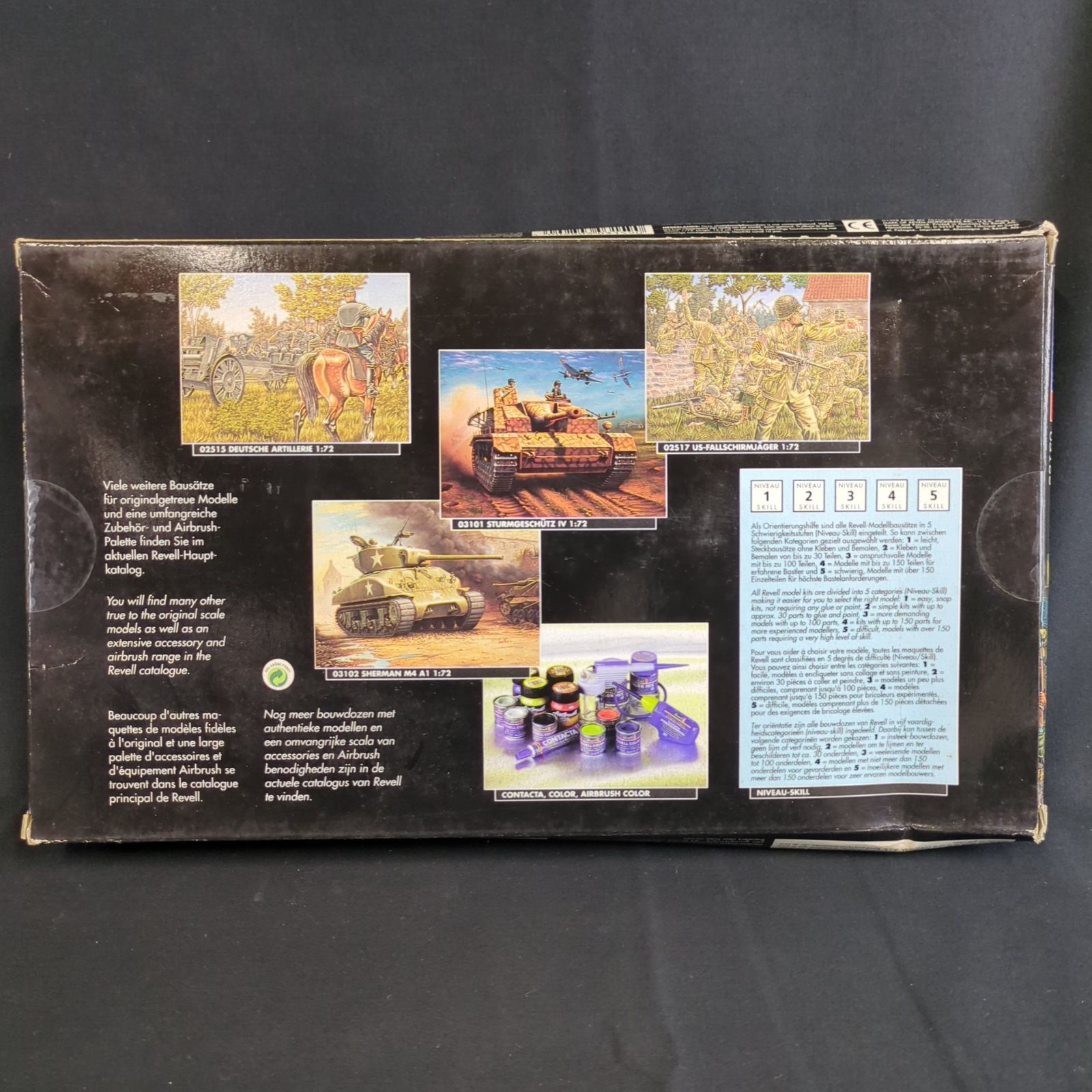 【品質保証】 輸入フィギュア Revell レベル 03159 1 72 Panther - Deutsche Fallschirmjäger パンサーとドイツ降下猟兵