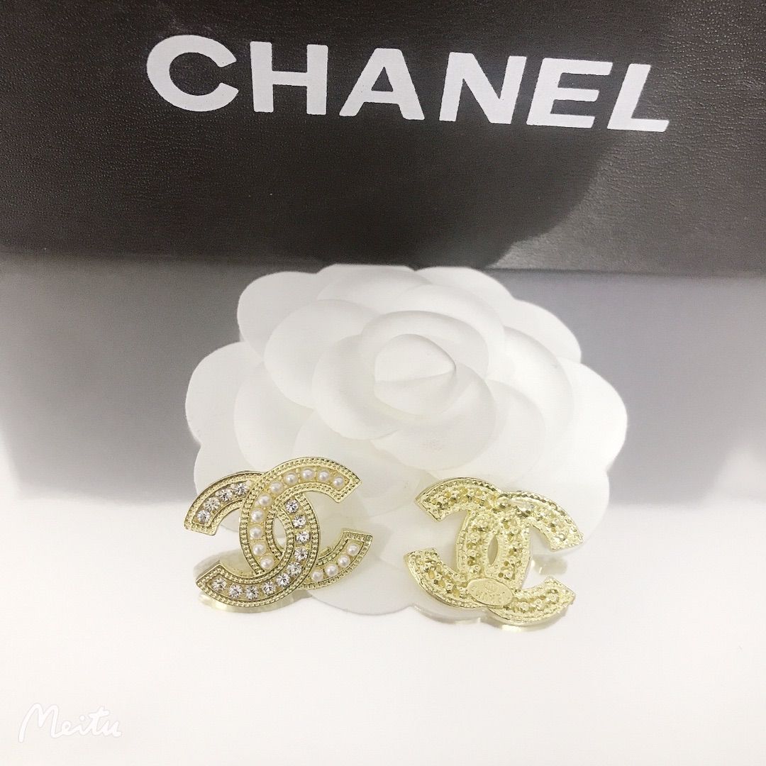 キラキラのビジューがきらめく♡シャネル★ピアス シャネルキラキラピアス - メルカリ