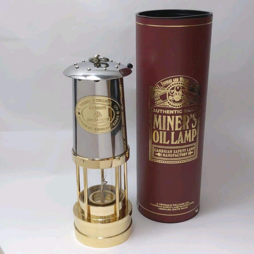 E.Thomas & Williams マイナーズランプ 【中古品】 E.Thomas & Williams マイナーズランプ (Silver) [シルバー] - メルカリ