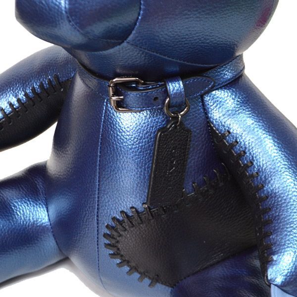 コーチ COACH メタリックレザー ベアー ドール ボア レザー