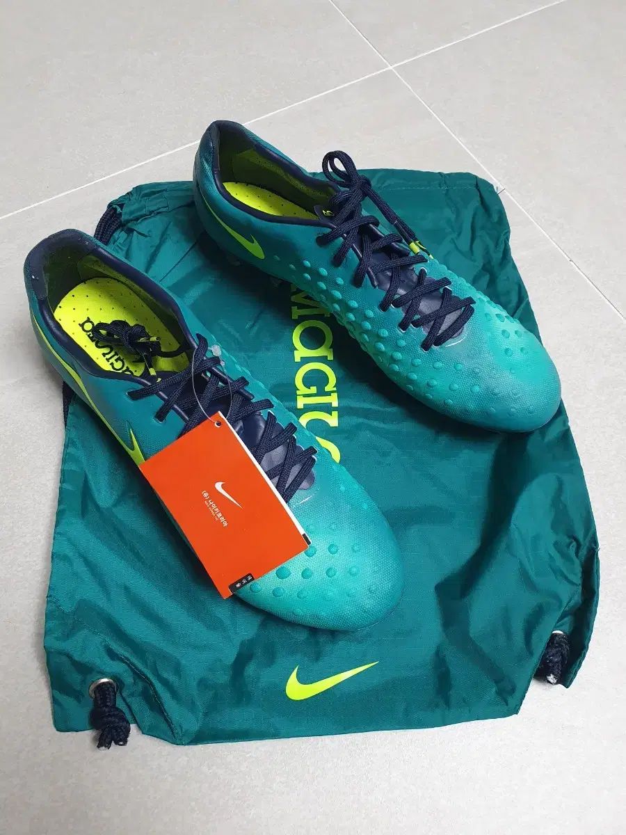 ナイキ マジスタ オーパス HG-E 28cm NIKE マジスタ オーパス ACC 28.5 NIKE ナイキ マジスタ オーパス HG-E