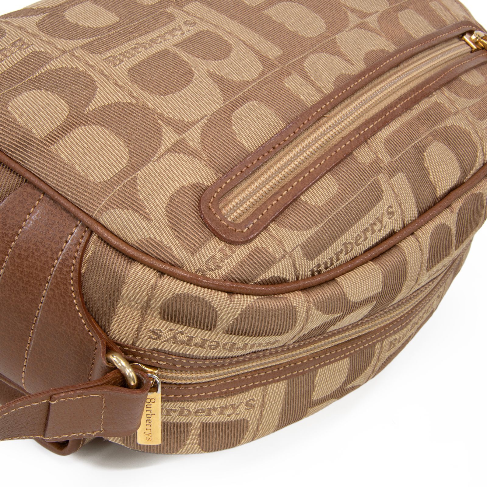 鑑定済BURBERRY ショルダーバッグ ベージュ/ブラウン 鑑定済BURBERRY ショルダーバッグ ベージュ/ブラウン - メルカリ