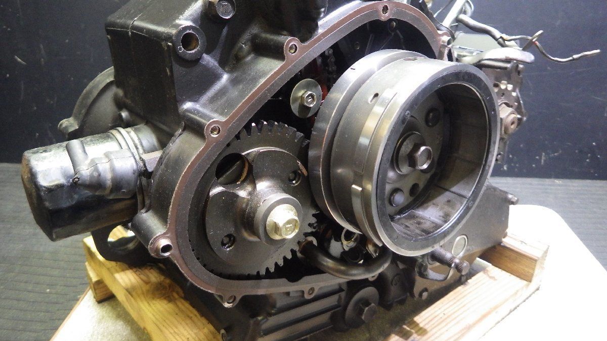 バルカン400クラシック VN400A エンジン 腰下 部品取り等に K65-63-1