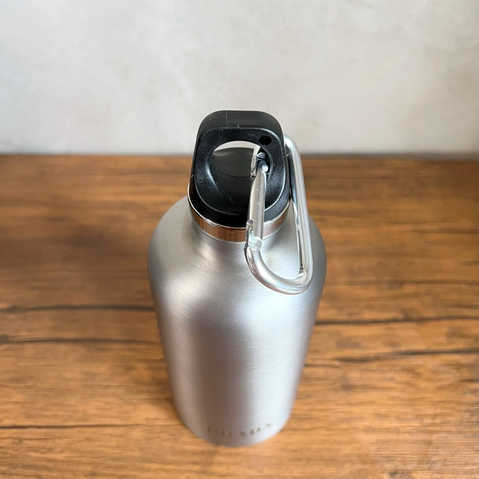 【未使用】PRADAプラダ｜タンブラー·水筒·ステンレス（箱あり） 新品未使用箱付き】プラダ ステンレスボトル タンブラー 水筒 - メルカリ