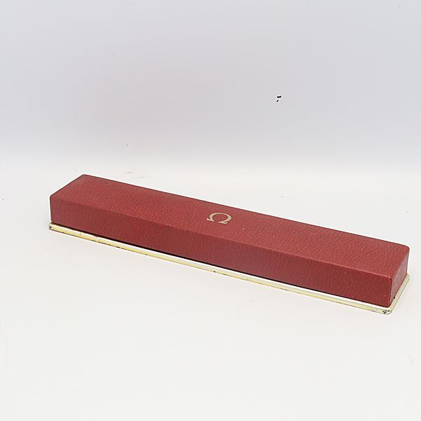 オメガ　空箱　赤　中古品 OMEGA オメガ 空箱 赤箱｜Yahoo!フリマ（旧PayPayフリマ）