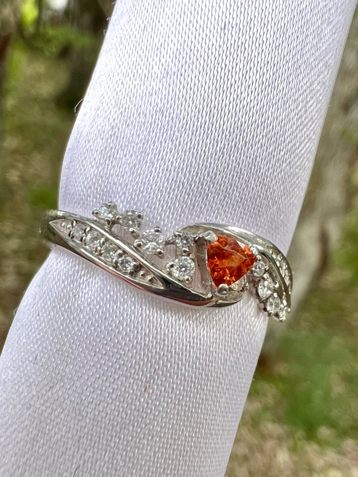 三つの願いを叶える石トリプライトダイヤモンドリング JGGLミニ鑑別付属