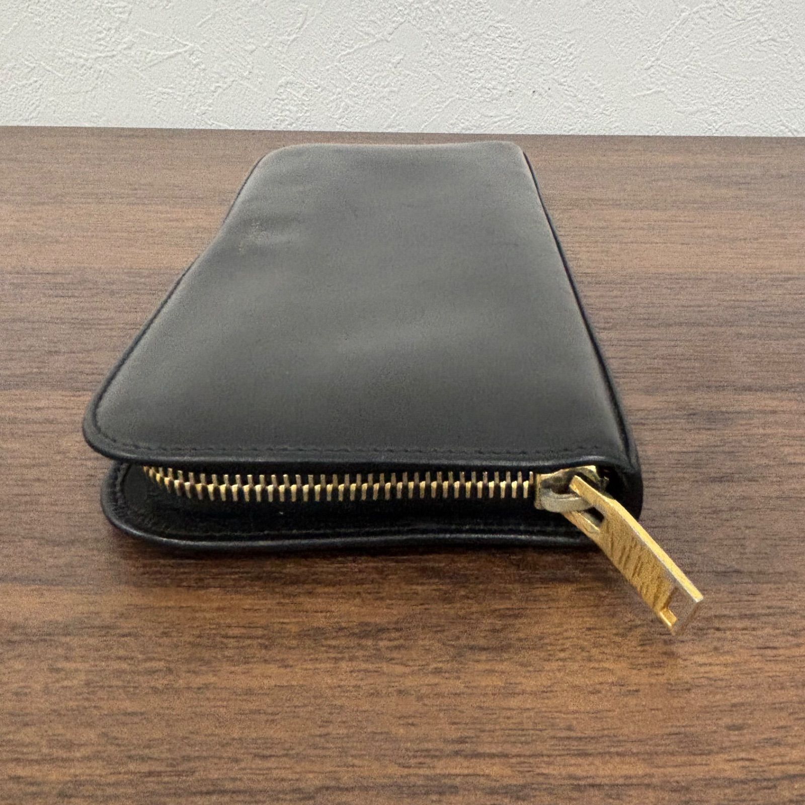 SAINT LAURENT サンローラン 長財布 ラウンドジップウォレット 黒