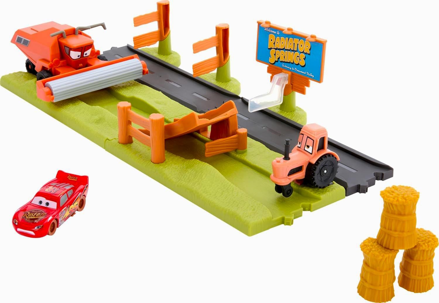 カーズ 2025 マテル 1 55 キャラクターカー フランク エスケープ ＆ スタント レース プレイセットディズニ- ピクサ- ミニカー 映画 アニメ FRANK ESCAPE AND STUNT RACE PLAYSET トラクター 転がし 並行輸入