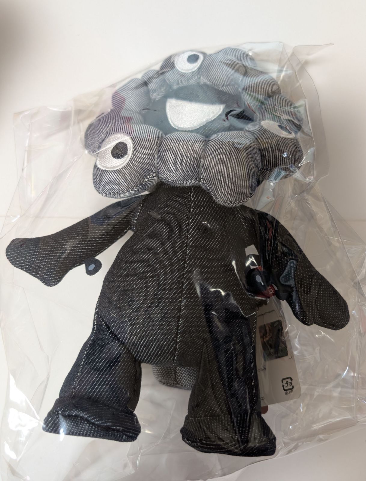 新品タグ付き EDWIN ミャクミャク マスコット ぬいぐるみ 限定