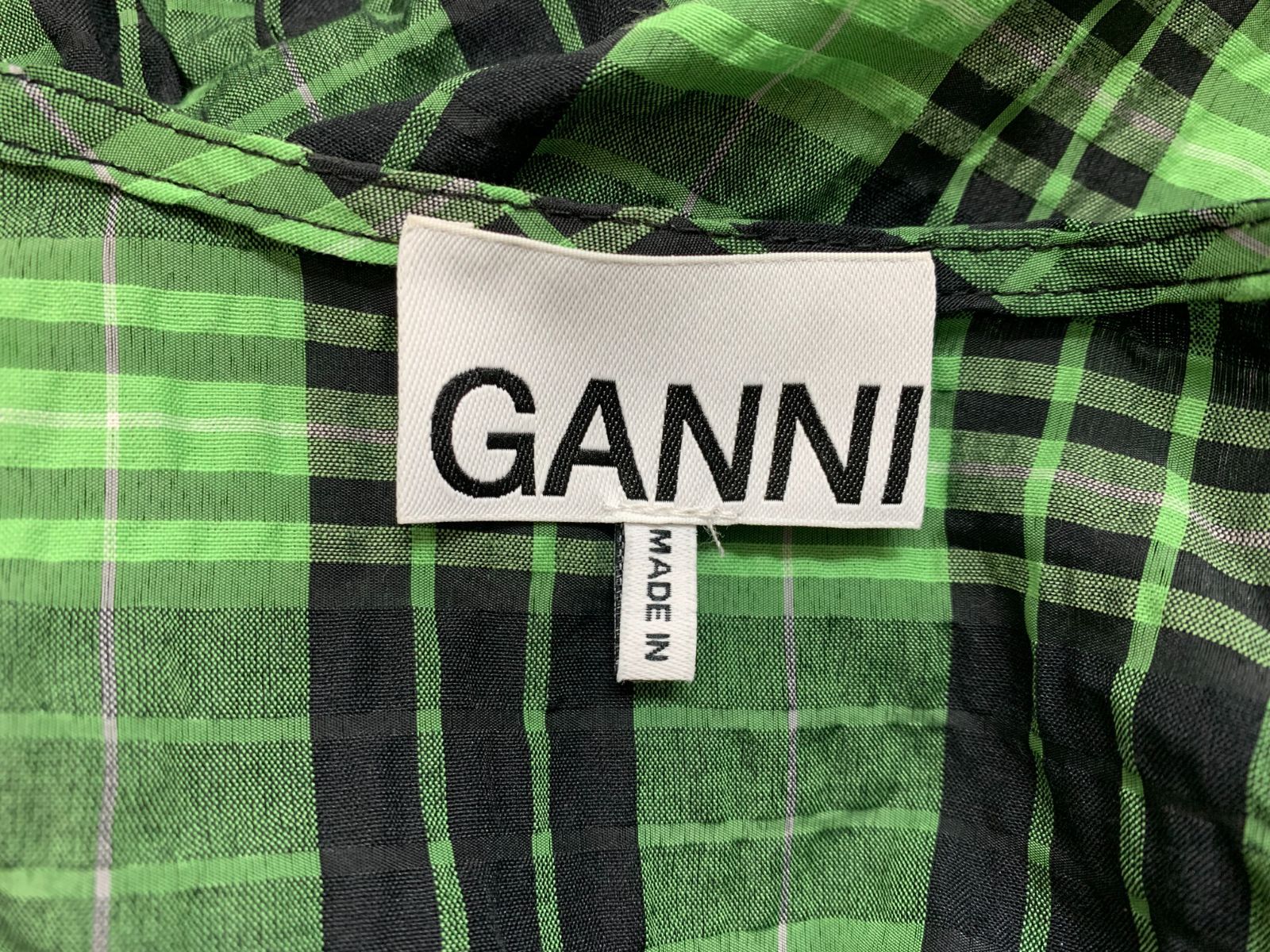 GANNI チェック柄パフスリーブシャツ ※購入確定の値下げ交渉は検討します。 GANNI チェック柄パフスリーブシャツ ※購入確定の値下げ交渉は