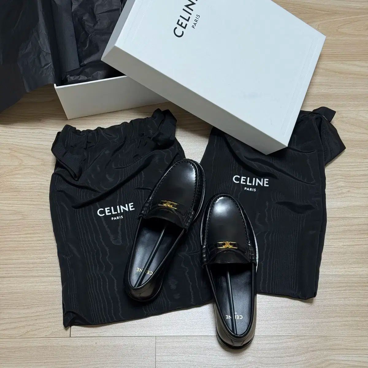 セリーヌ トリオンフ ローファー 35