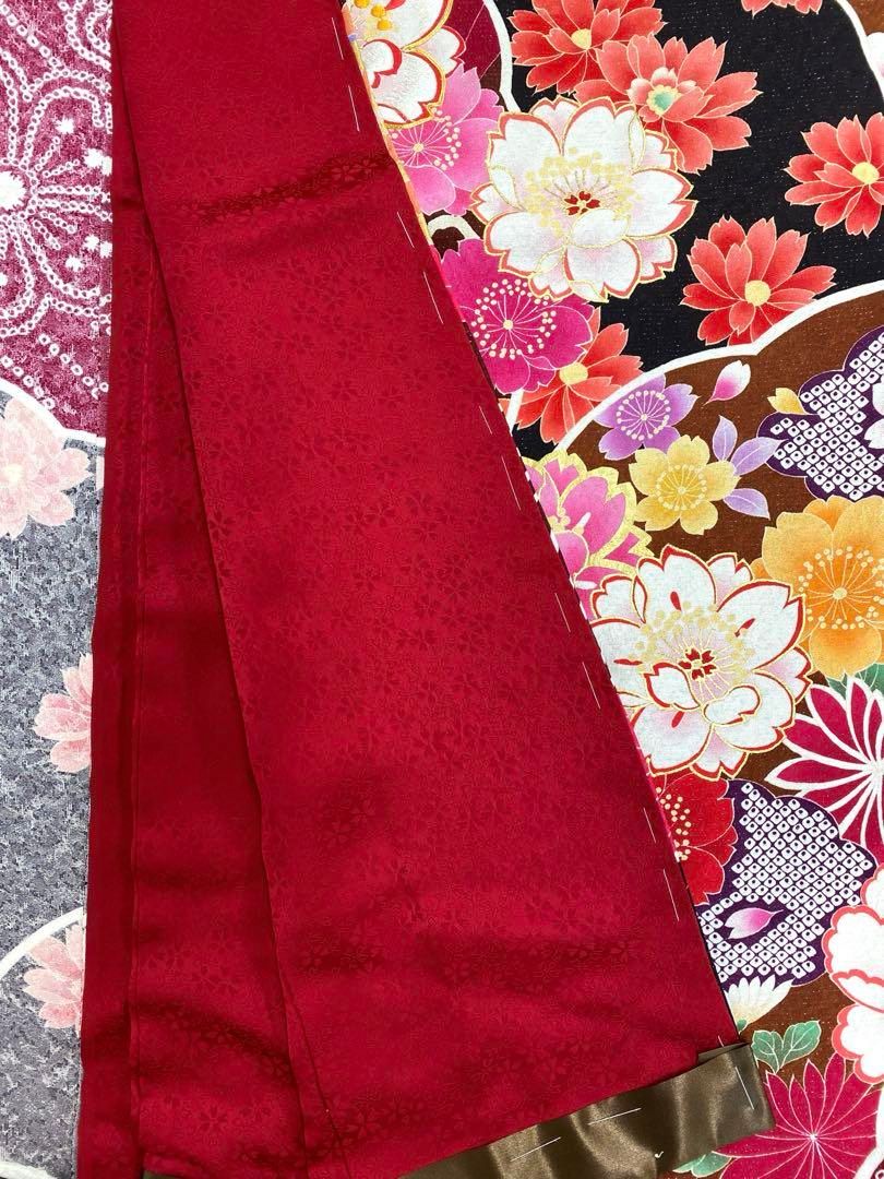 振袖 仮絵羽 京友禅 刺繍 金駒 金彩 紋意匠 椿 正絹 未仕立て品 八掛付き 振袖 仮絵羽 京友禅 刺繍 金駒 金彩 紋意匠 椿 正絹 未仕立て