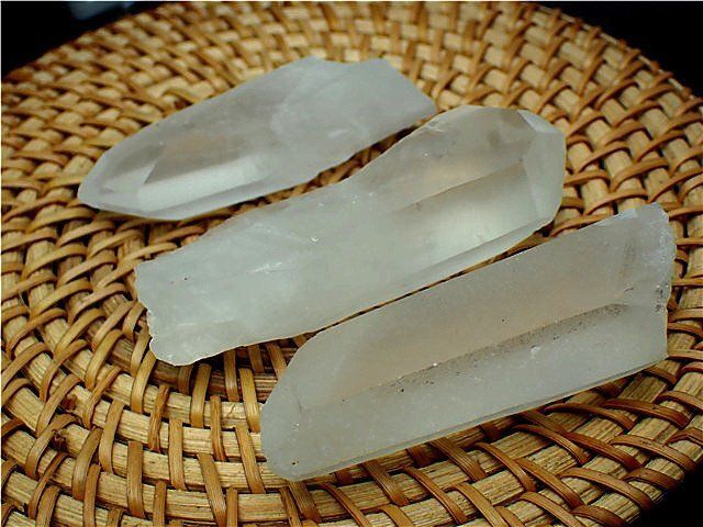 専用ページAAA級高透明度天然水晶クラスターYTB83B6/177B02 ◇超強いパワー水晶クラスターB87B6/38B53B - メルカリ