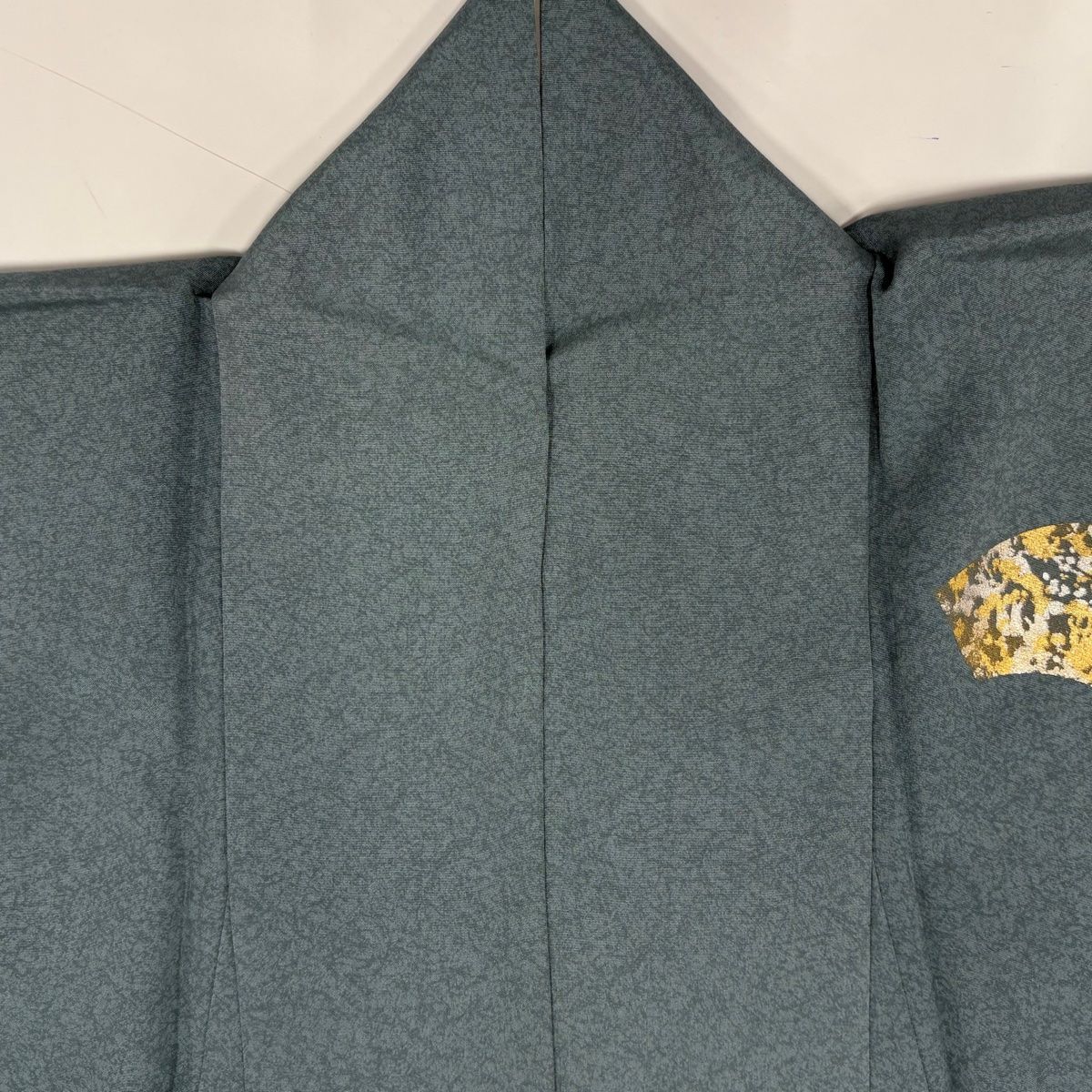 付下げ 付け下げ 着物 袷 本加工 金駒刺繍 緑 裄66 Ｌ 中古 sn1642 付下げ 身丈154.5cm 裄丈61.5cm S 袷 扇面 枝花 刺繍 金銀彩 灰