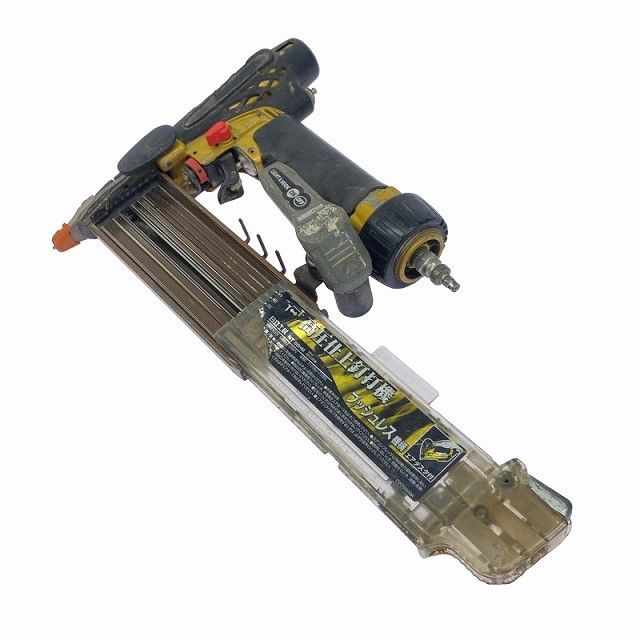 高圧仕上釘打機