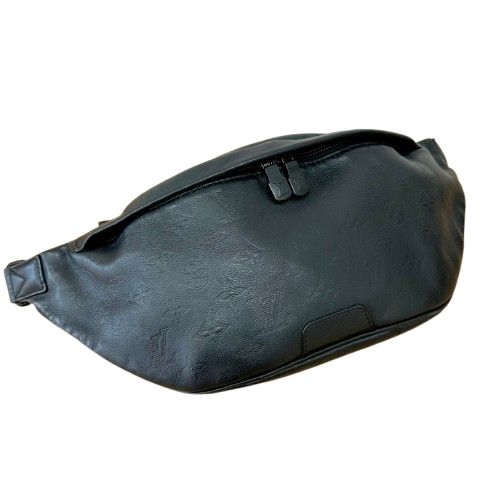 LOUIS VUITTON ルイヴィトン モノグラムシャドウ バムバッグ ディスカバリー M44388