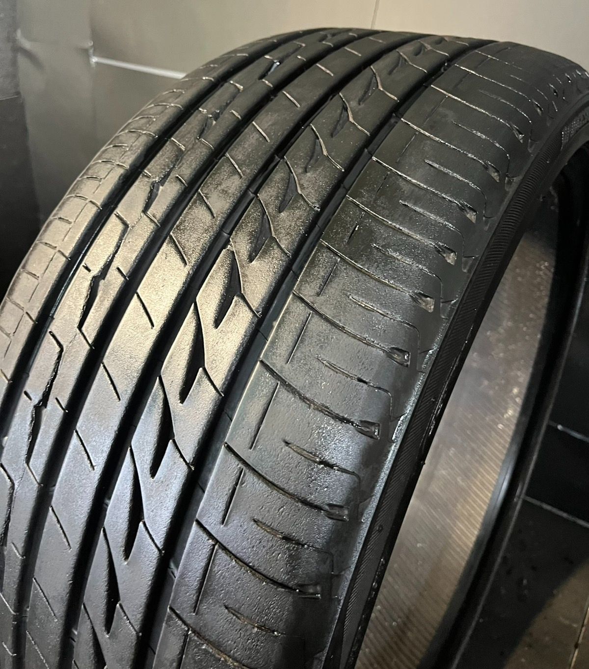 約9分山 ブリヂストン BRIDGESTONE レグノ REGNO GR-XⅡ 245 35R20 1本 h_250