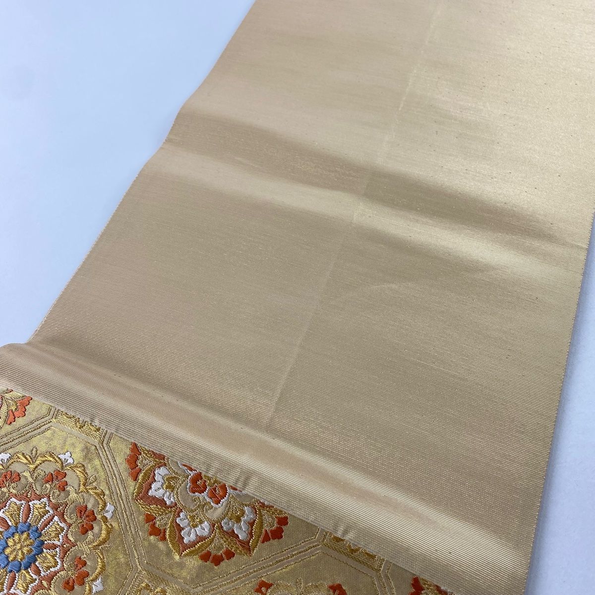 高級　裂取蜀江華文　袋帯　正絹　金糸 袋帯 秀品 華文 蜀江文 金糸 箔 金色 六通 正絹 【中古】 - メルカリ