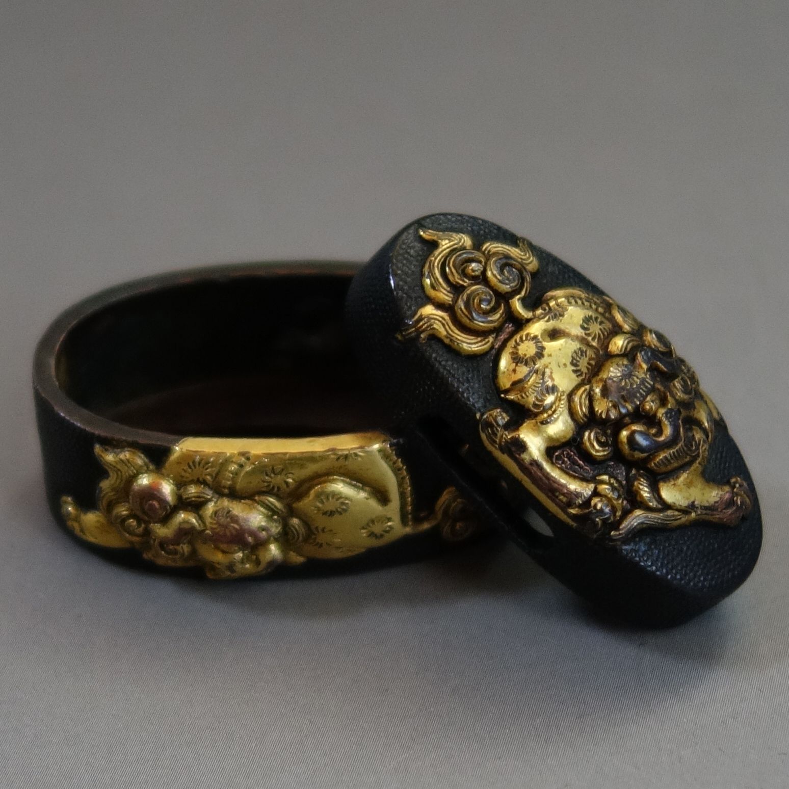 縁頭 赤銅魚々子地 獅子図縁頭 日本刀 刀装具 鐔 鍔 目貫 骨董 古美術 Ac25090805