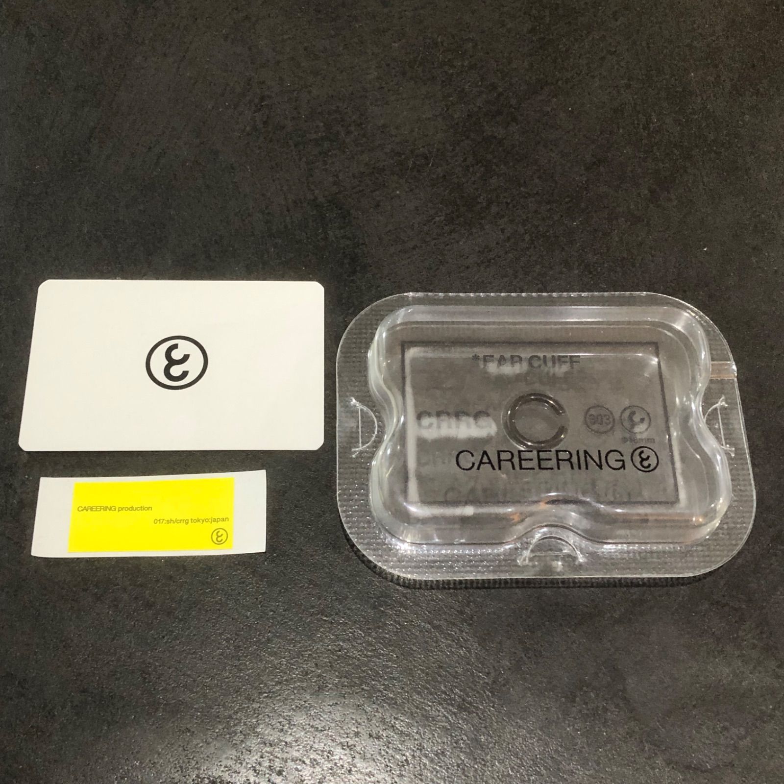 参考上代16500円 CAREERING EAR CUFF 303 イヤーカフ イヤリング キャリアリング ブラック 75365A6