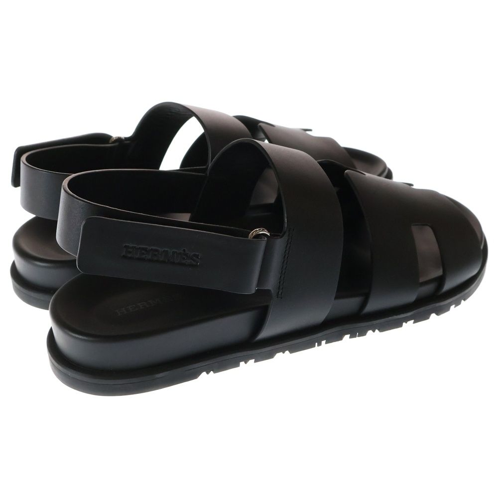 ストラップ サンダル