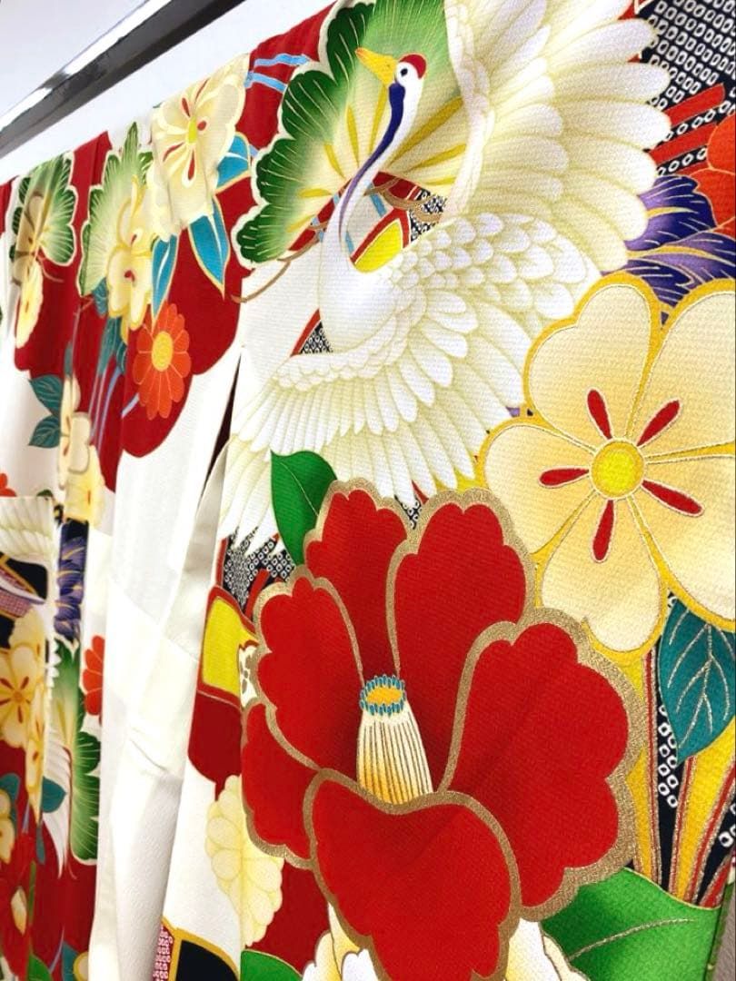 ポリエステル コラボ振袖 玉城ティナ×キスミス 金彩 椿 鶴 身丈168cm
