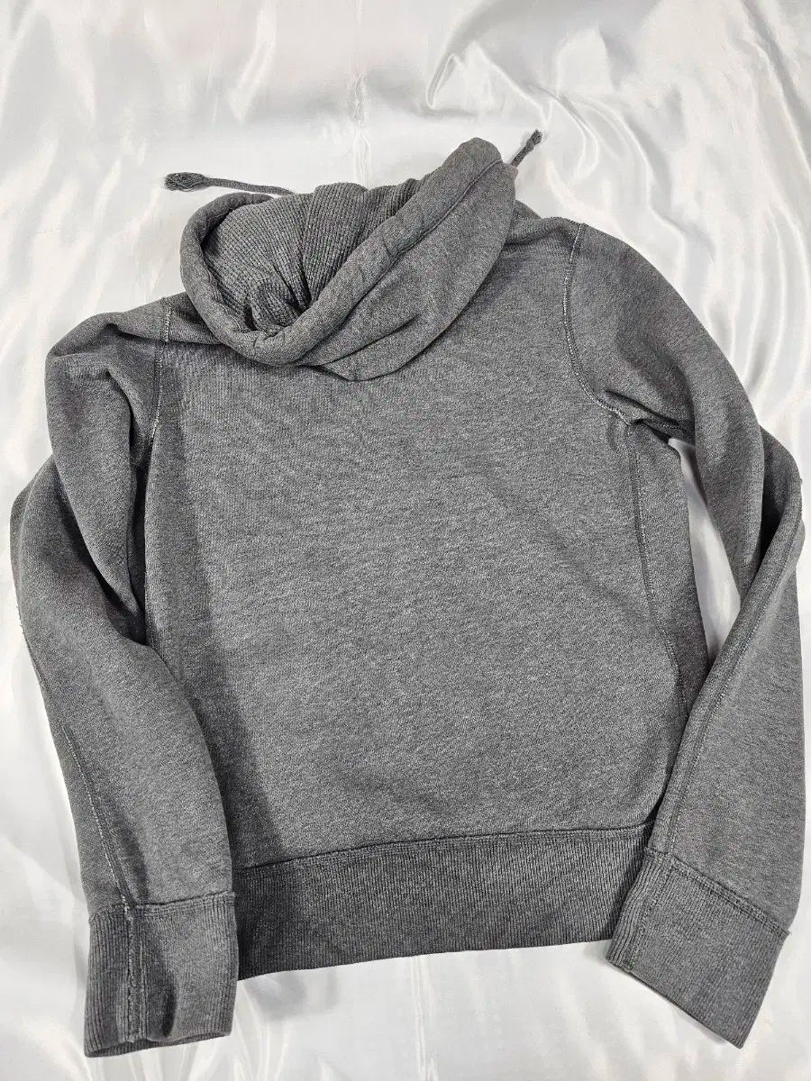 アバクロンビー フードジップアップ スキンフード 韓国