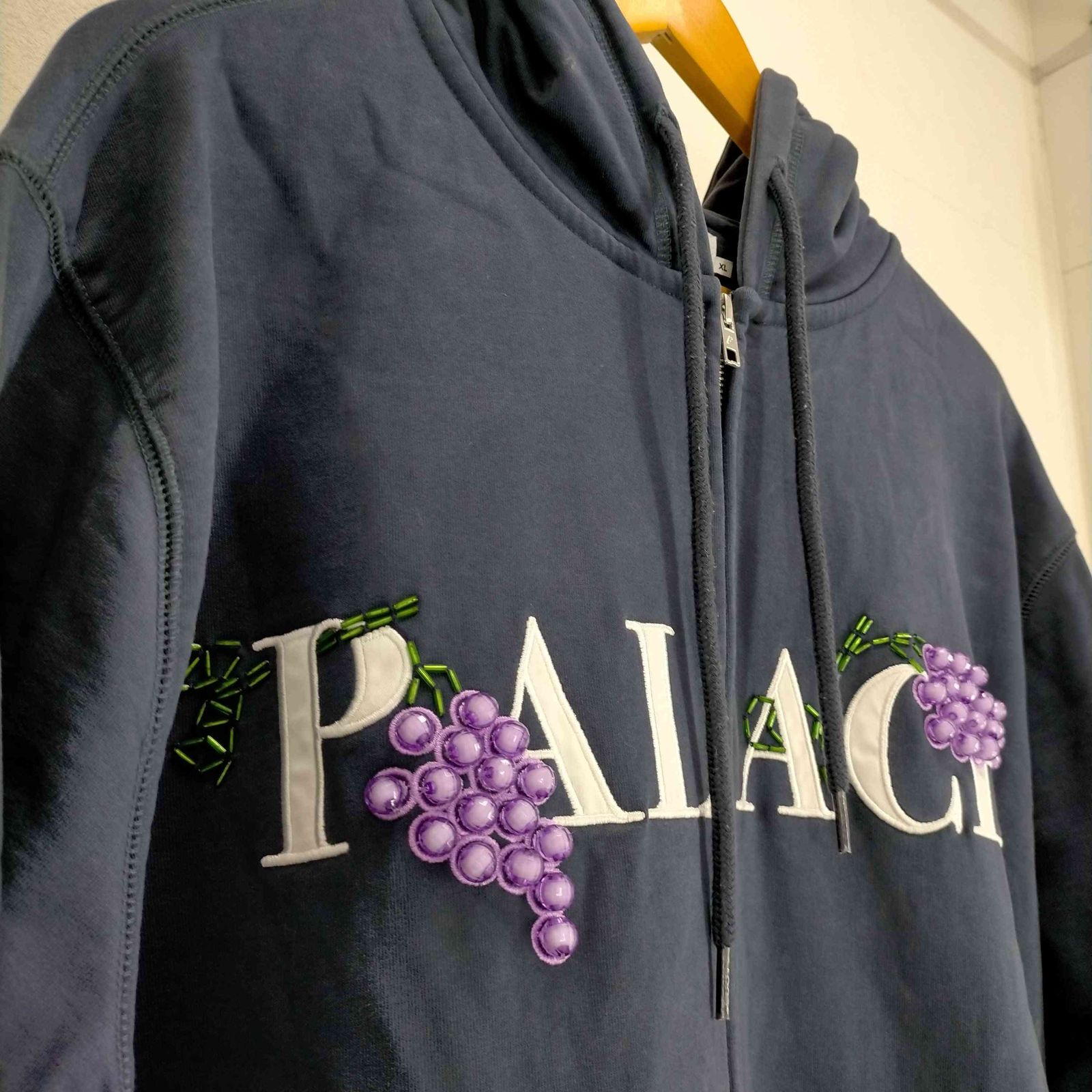 パレス PALACE 22AW GRAPE ZIP HOOD メンズ JPN：XL - メルカリ