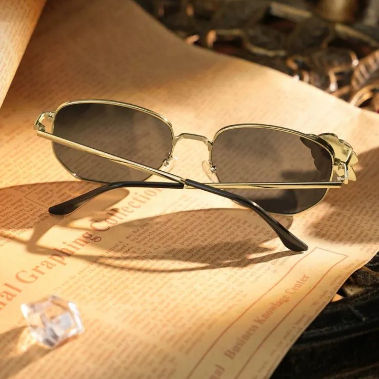 原神 ナヴィア コスプレ サングラス 三分妄想 - メルカリ