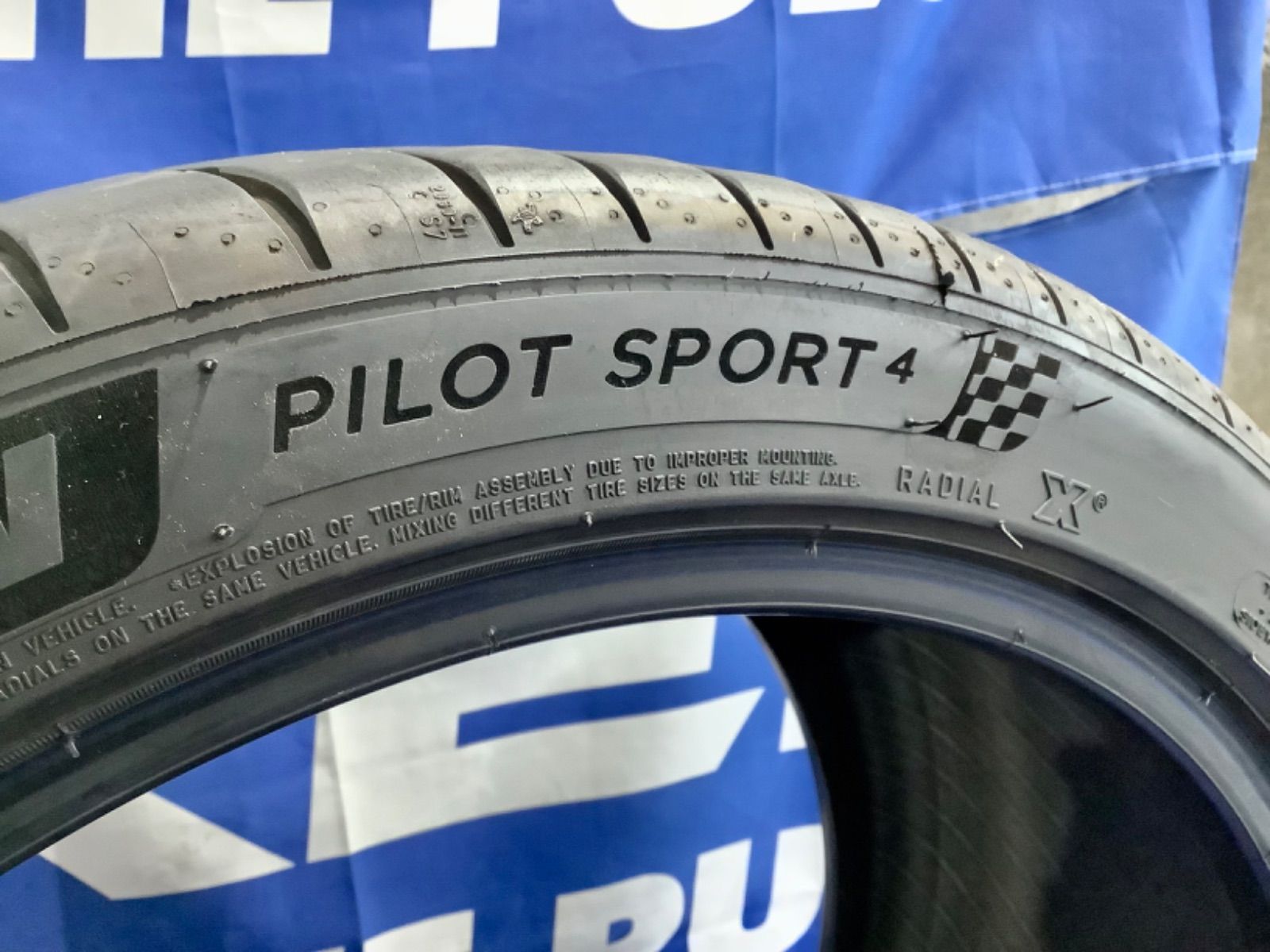 送料込み］265/35R18 MICHELIN Pilot Sport 4 PS4 ミシュラン