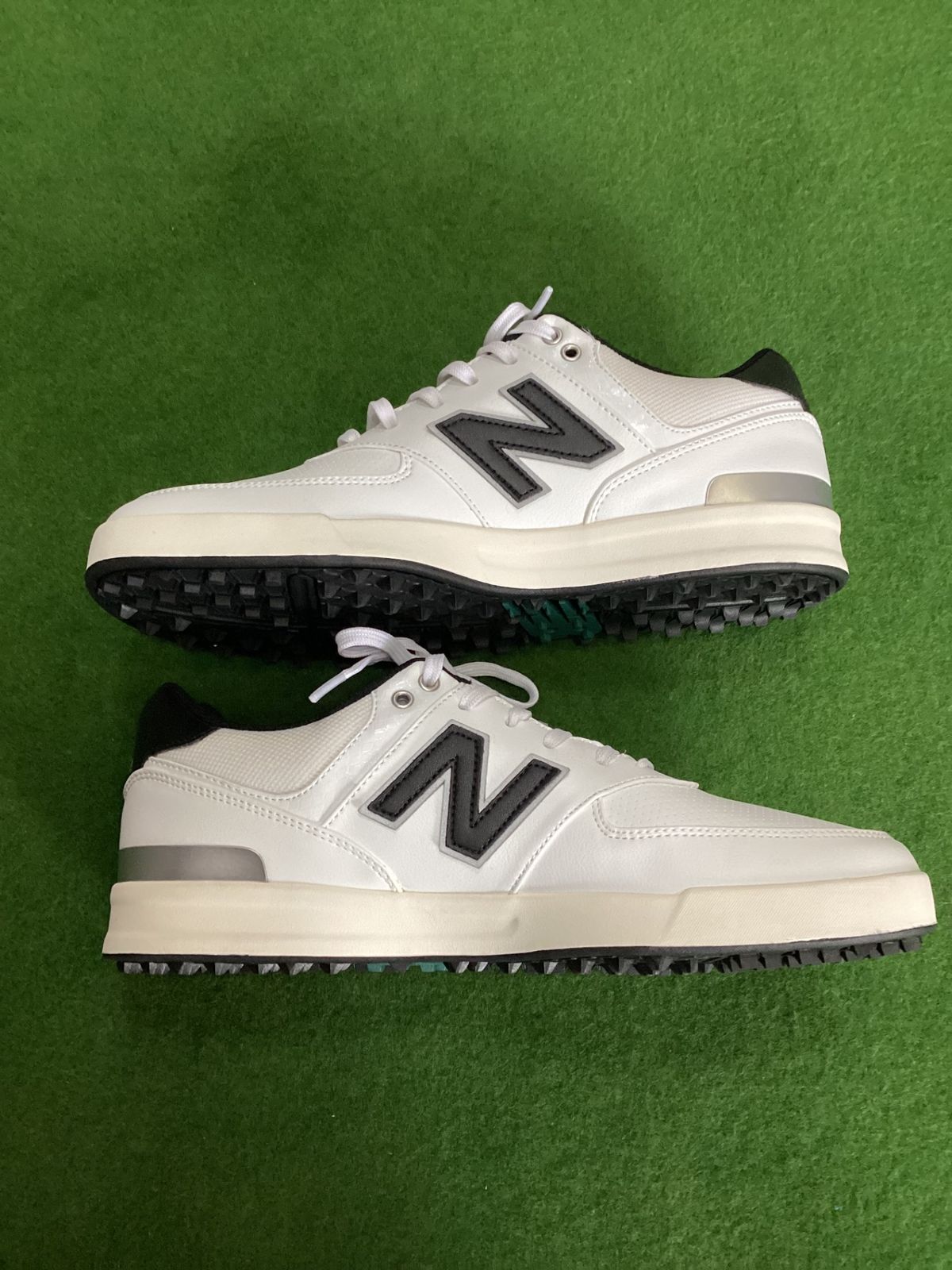ニューバランス] ゴルフシューズ UGC574 紐 ひも スパイクレス コート