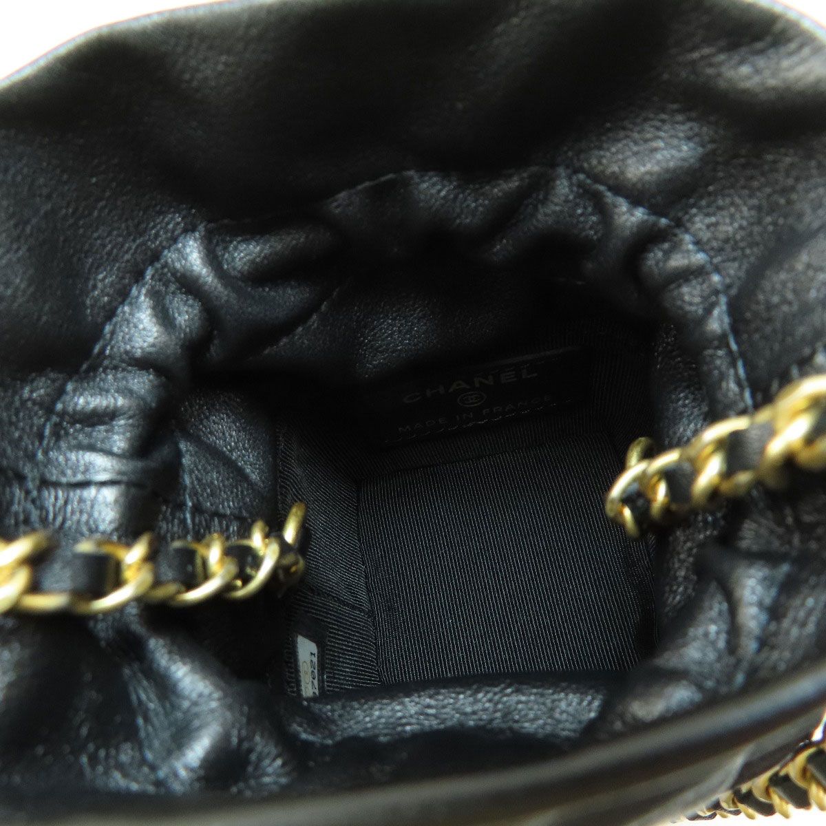 CHANEL シャネル チェーンショルダー マトラッセ 巾着 ゴールド金具