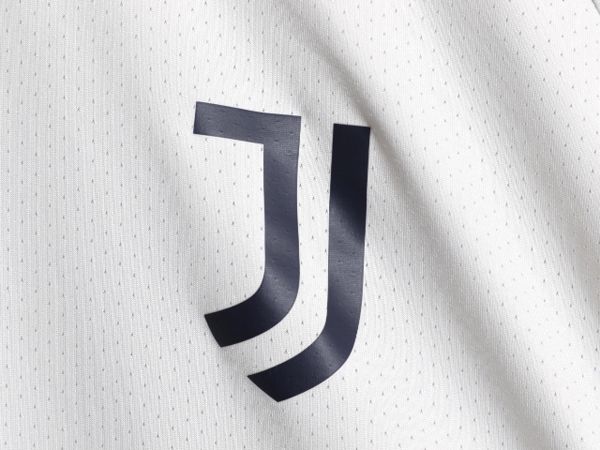 お得なクーポン配布中!】 アディダス ユベントス サッカー